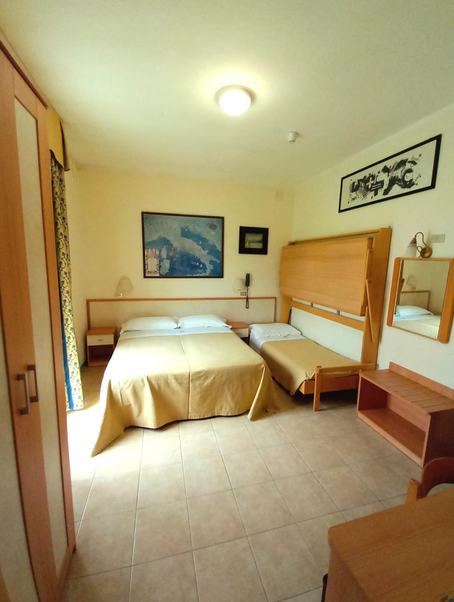 Hotel Ariella Milano Marittima Zimmer foto